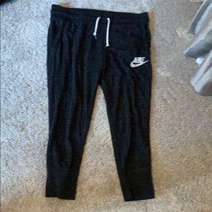 Nike Capri pants